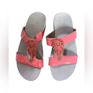 Fitflop Coral Lottie Jungle Leaf Patent Slide Sandal US 9